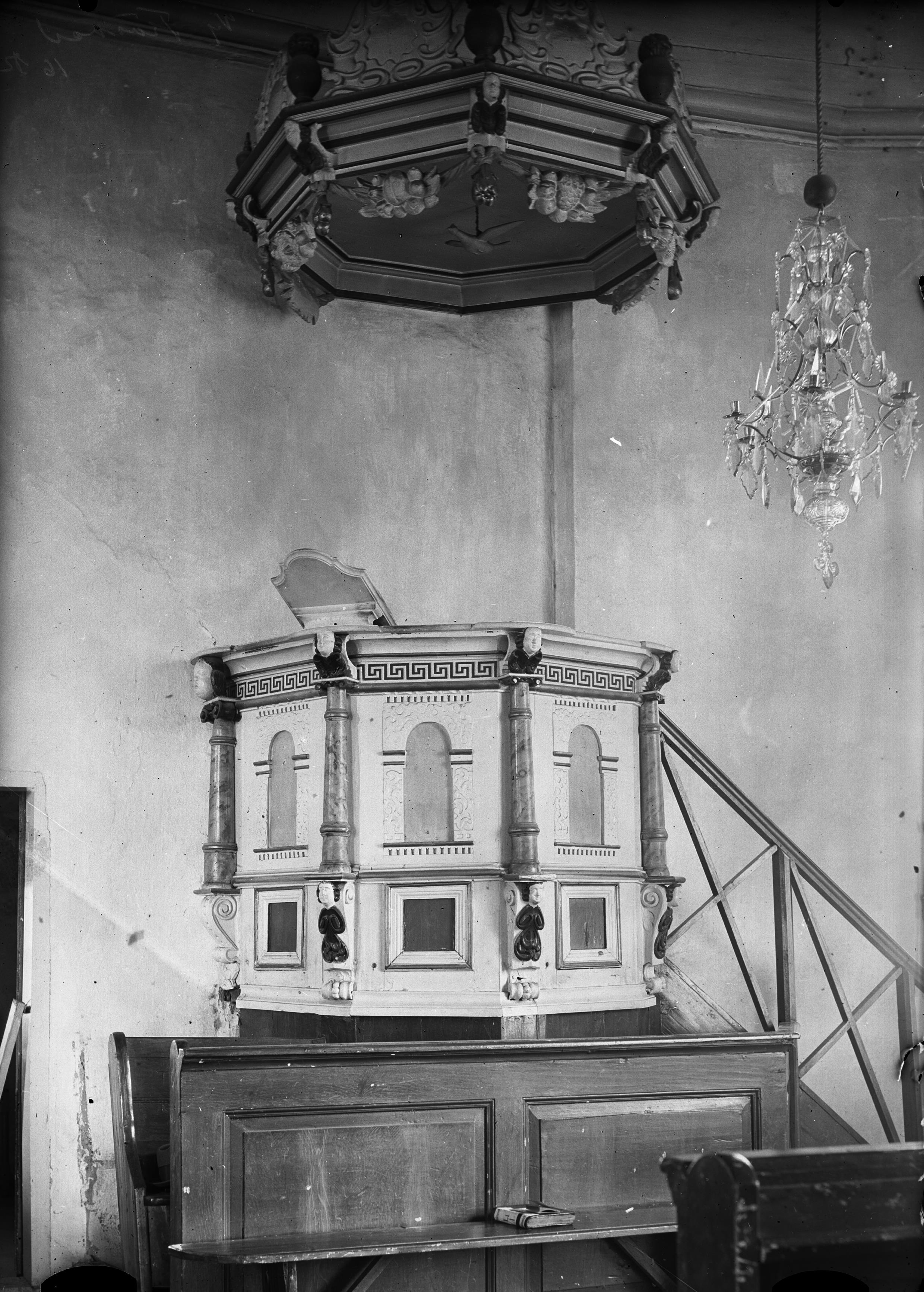 Anders Roland, Frösve kyrka