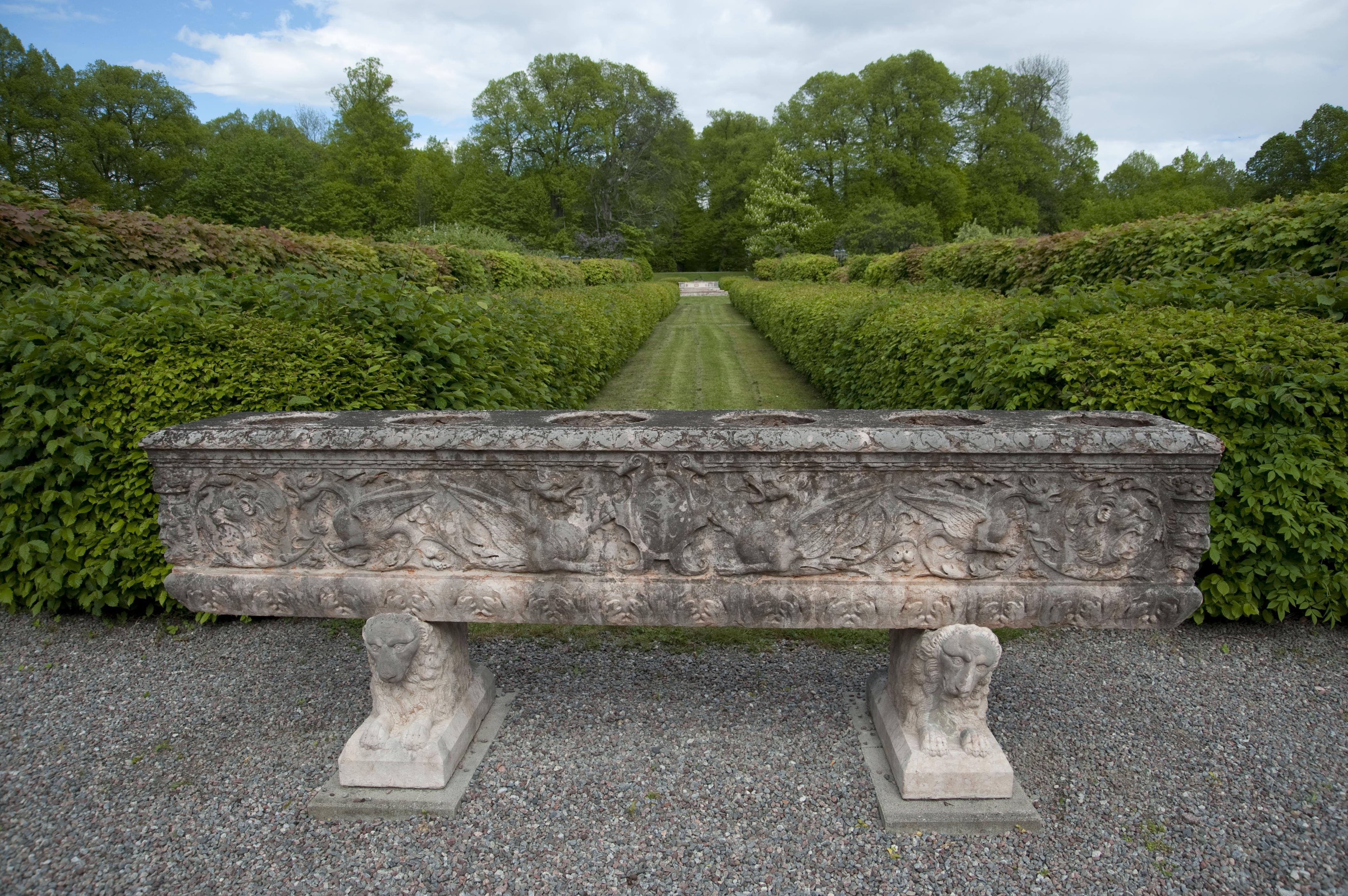 Bengt A Lundberg, Näsby slott