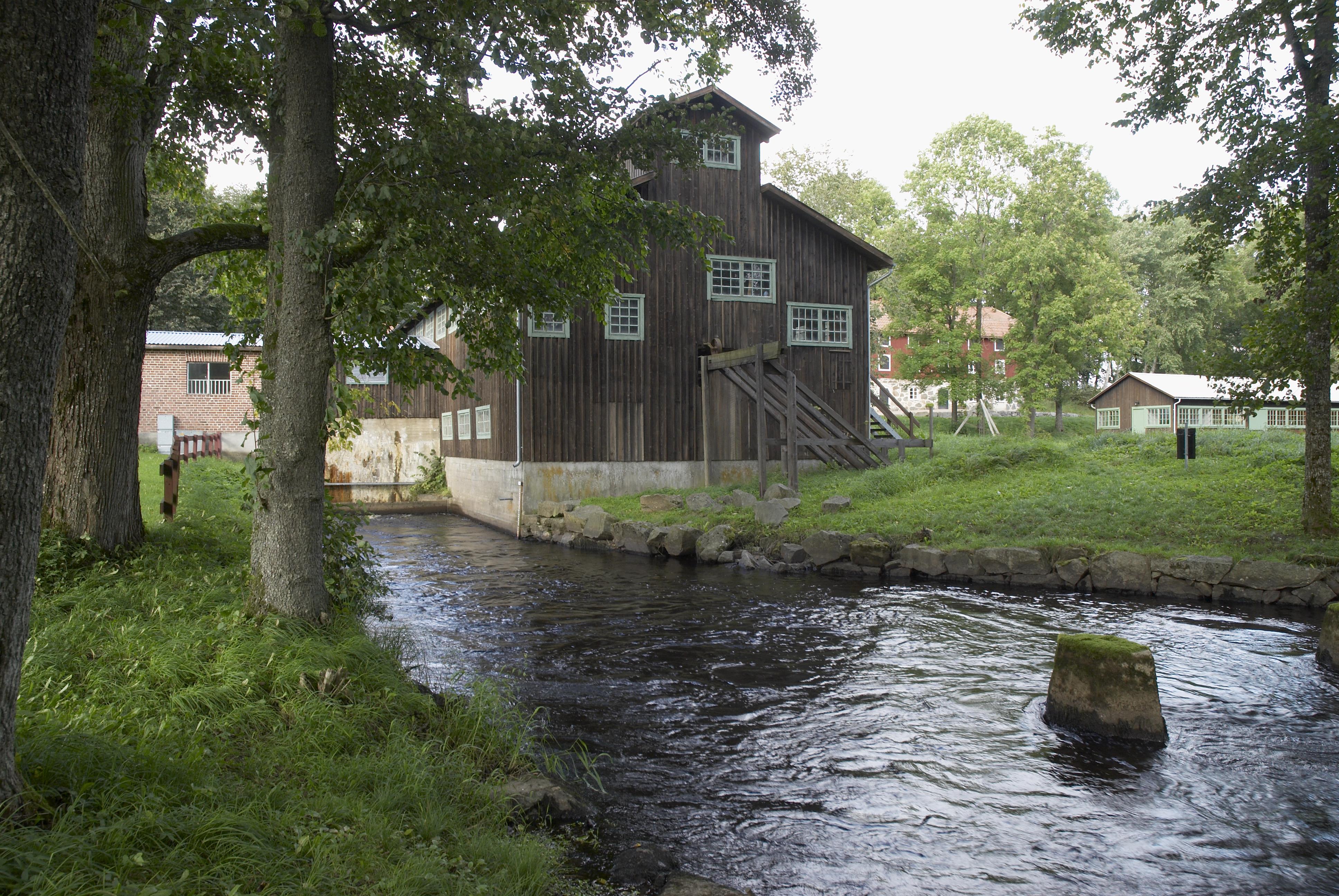 Bengt A Lundberg, Huseby bruk
