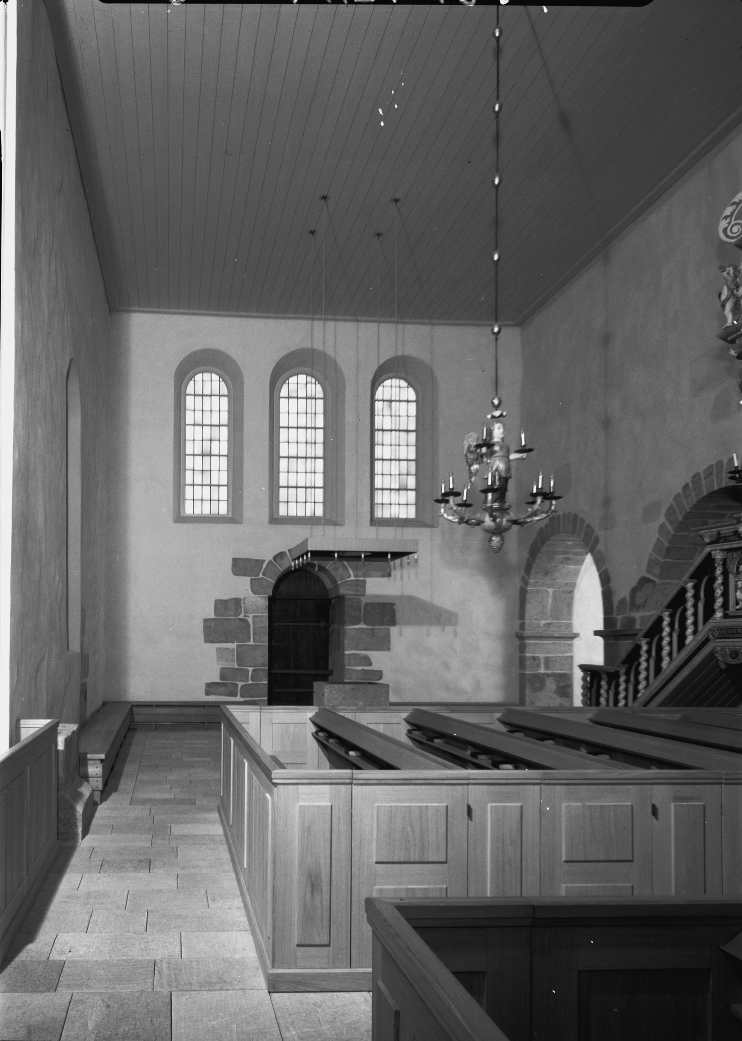 Sören Hallgren, Nydala kyrka (klosterkyrkan)