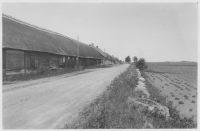 Lilla Frö by, bygatan