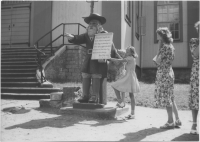 Karlskrona, statyn över Rosenbom