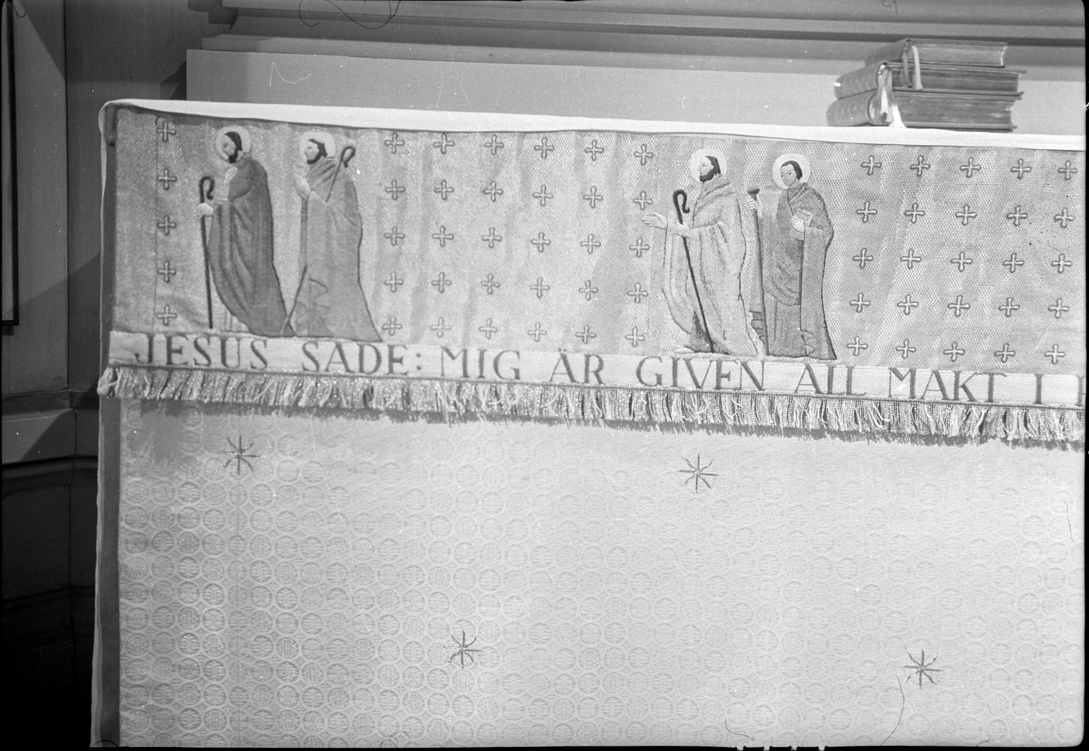 Ivar Schnell, Klosters kyrka