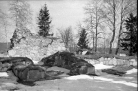 Skog, Sankt Olofs kapellruin
