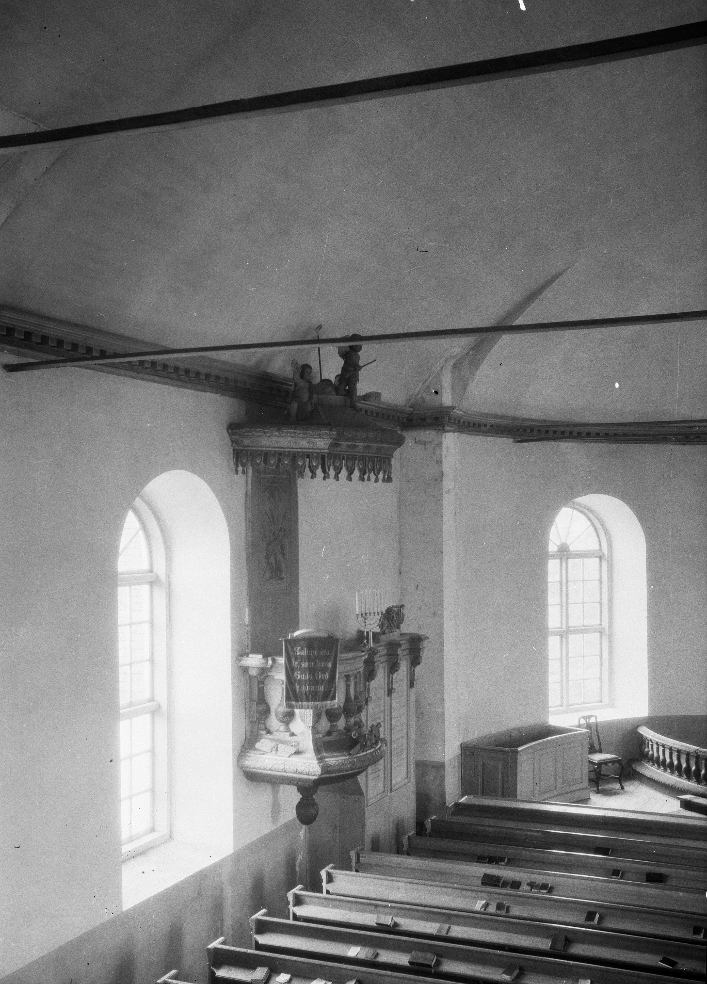 Bertil Berthelson, Holsljunga kyrka