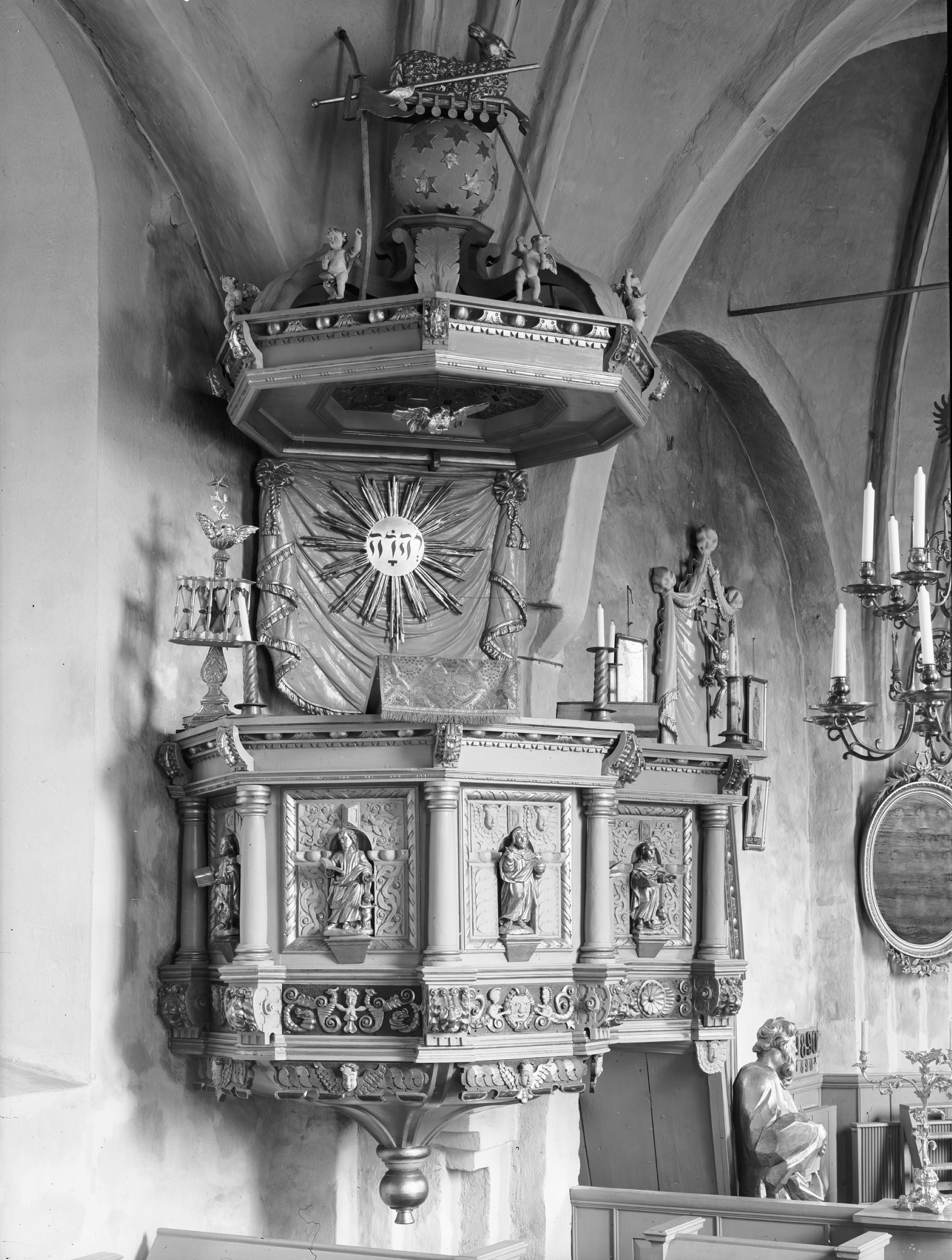 Nils Lagergren, Övergrans kyrka