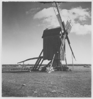 Hallnäs, väderkvarn