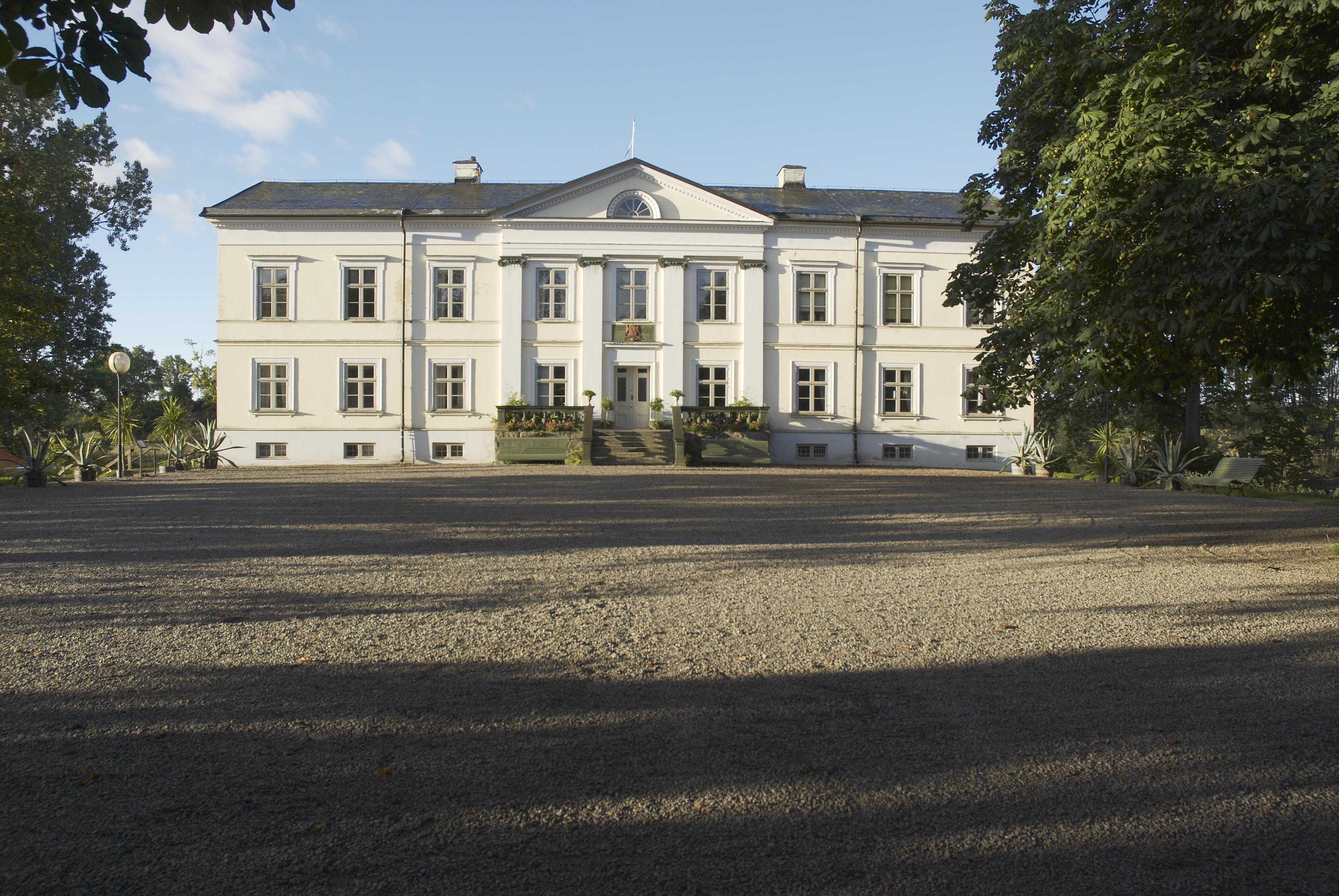 Bengt A Lundberg, Huseby bruk