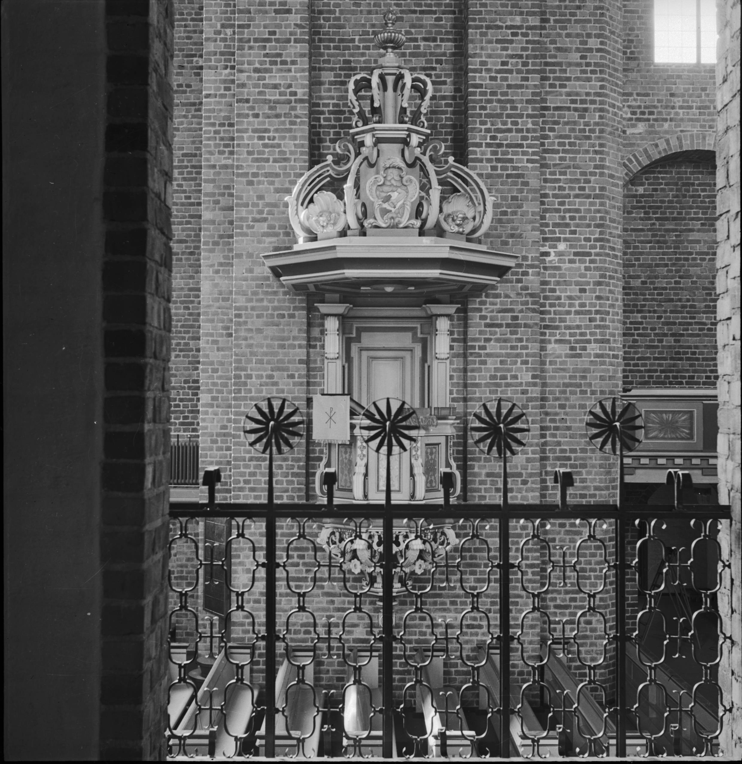 Ivar Schnell, Klosters kyrka