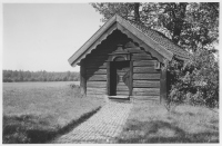 Tångeråsa kyrka, vapenhuset utnyttjat som bårhus