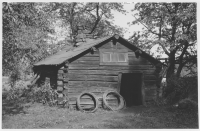 Lerbäcks socken, ladugård