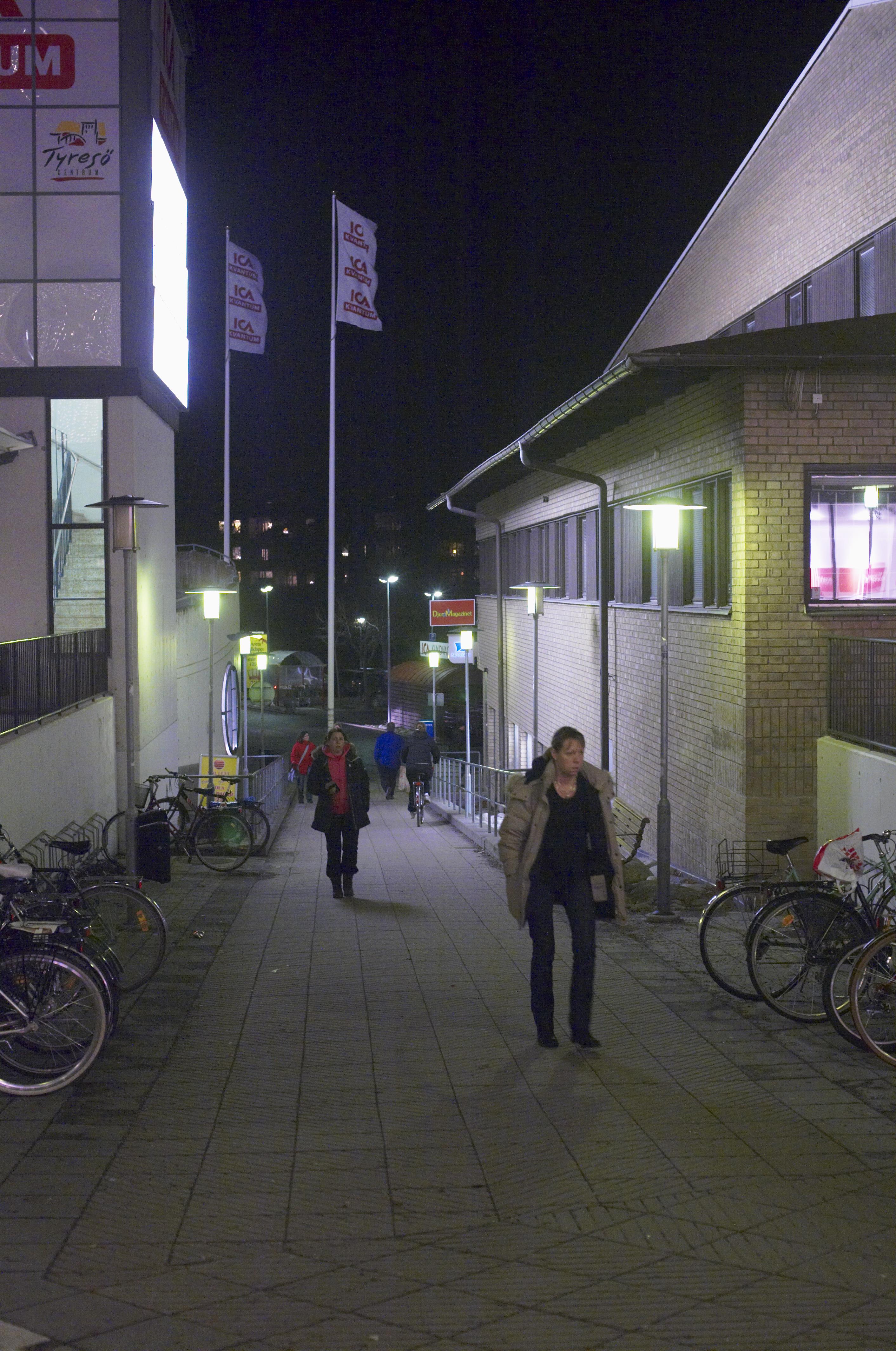 Bengt A Lundberg, Tyresö centrum