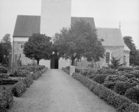 Vä, Sankta Maria kyrka