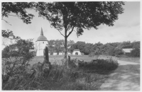 Vallda kyrka