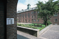 Kungsladugård, Broströmska stiftelsen