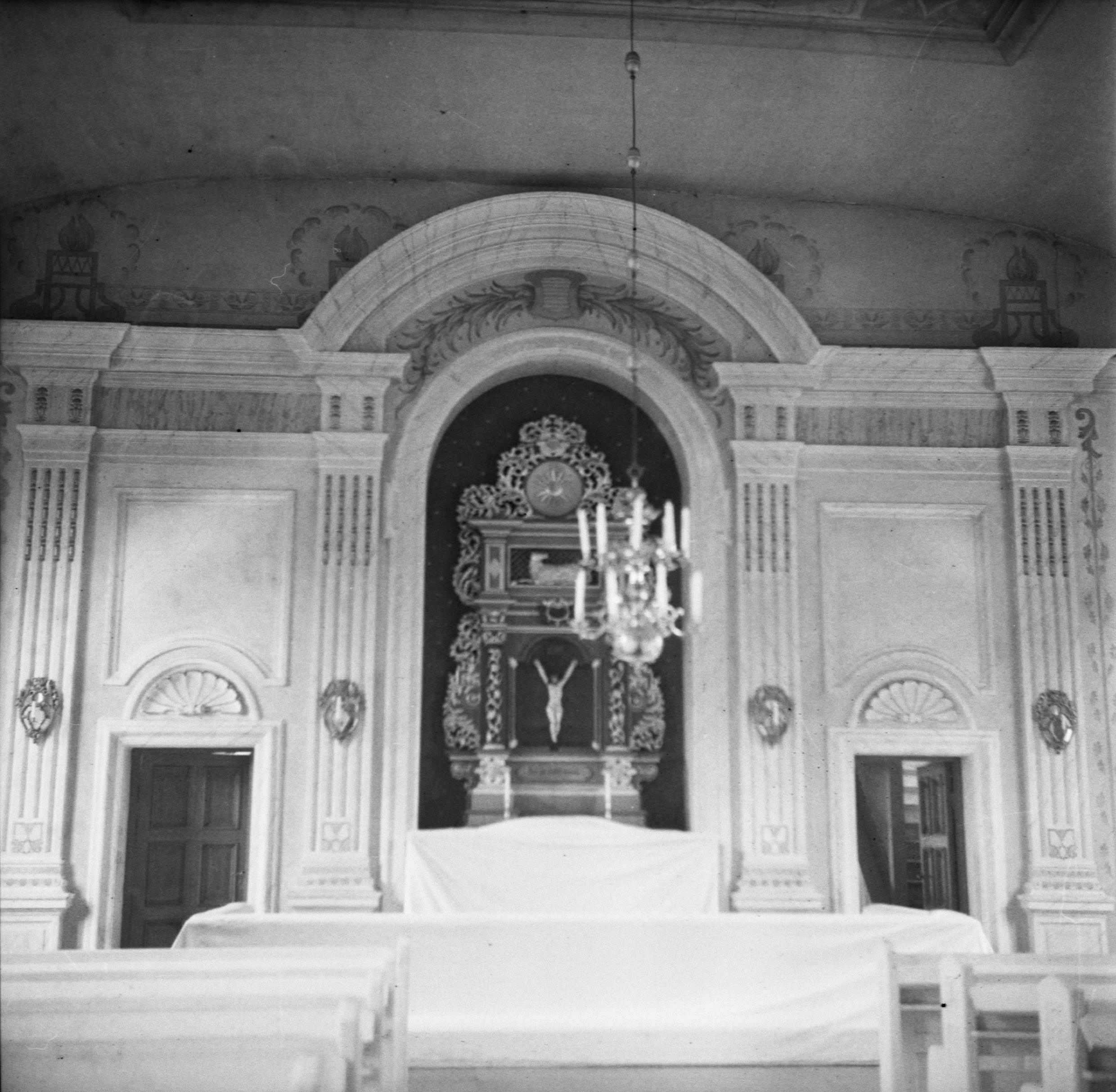 Olle Hellström, Järpås kyrka