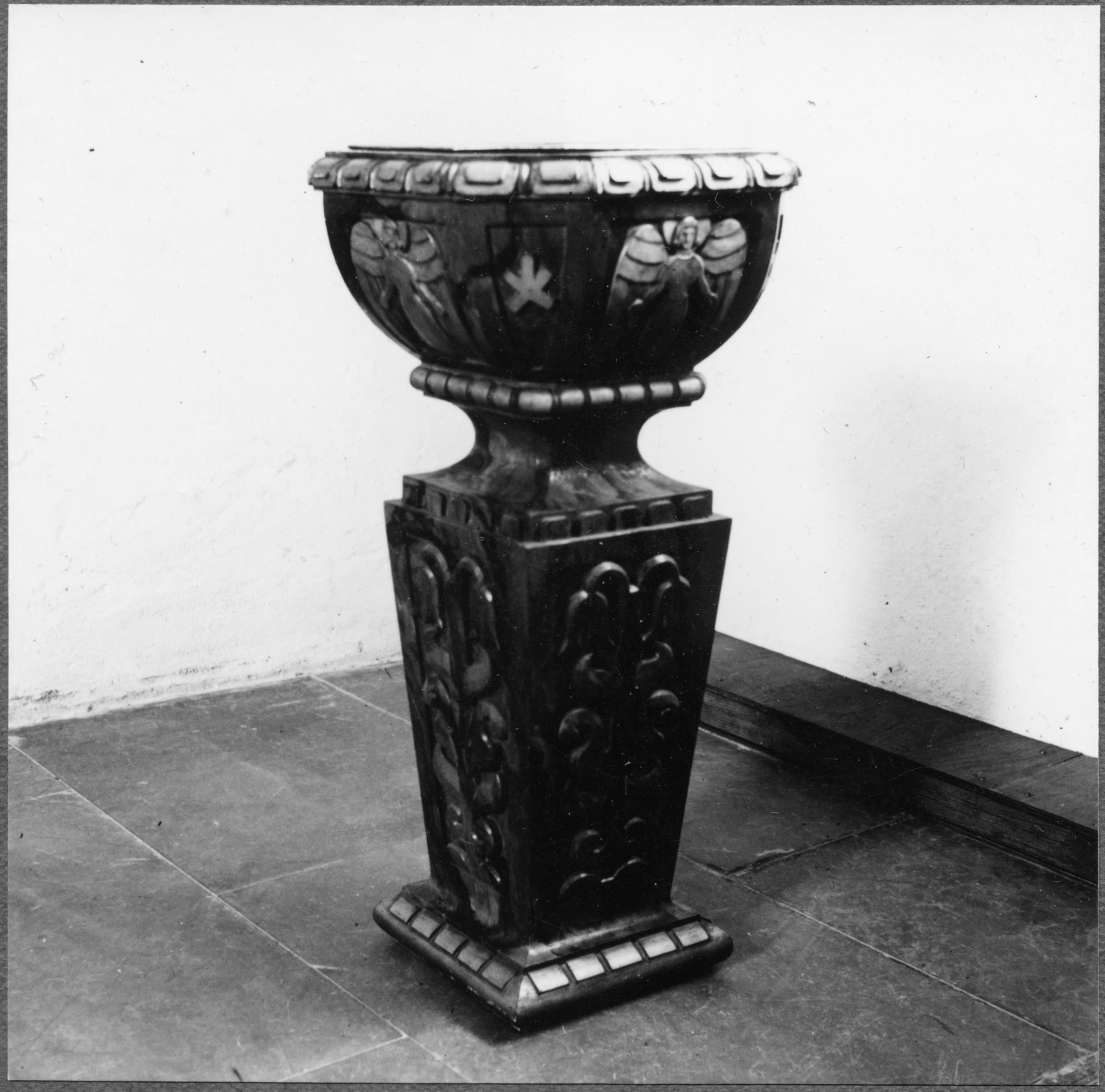 Ivar Schnell, Överjärna kyrka