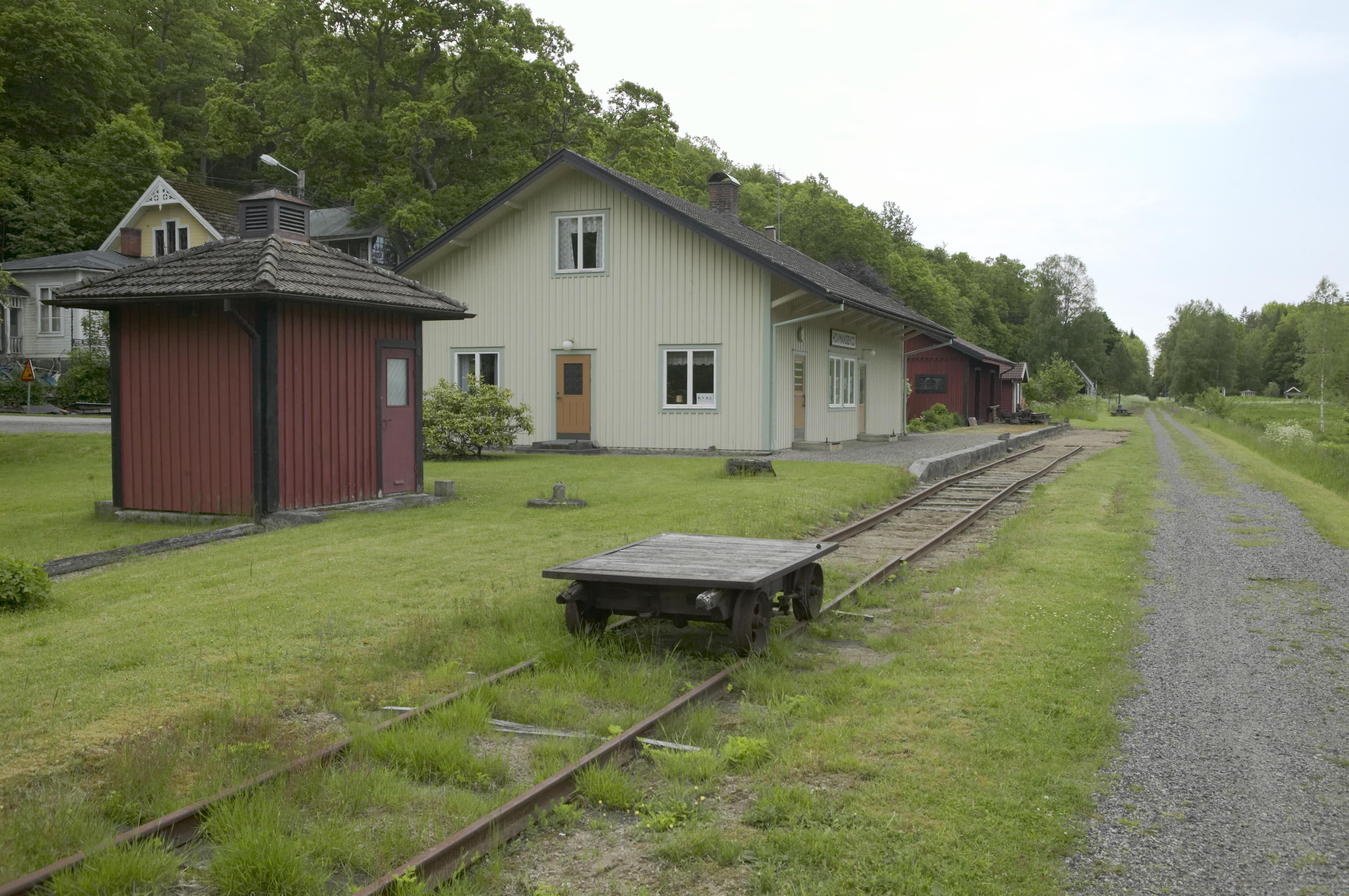 Bengt A Lundberg, Hovmansbygd