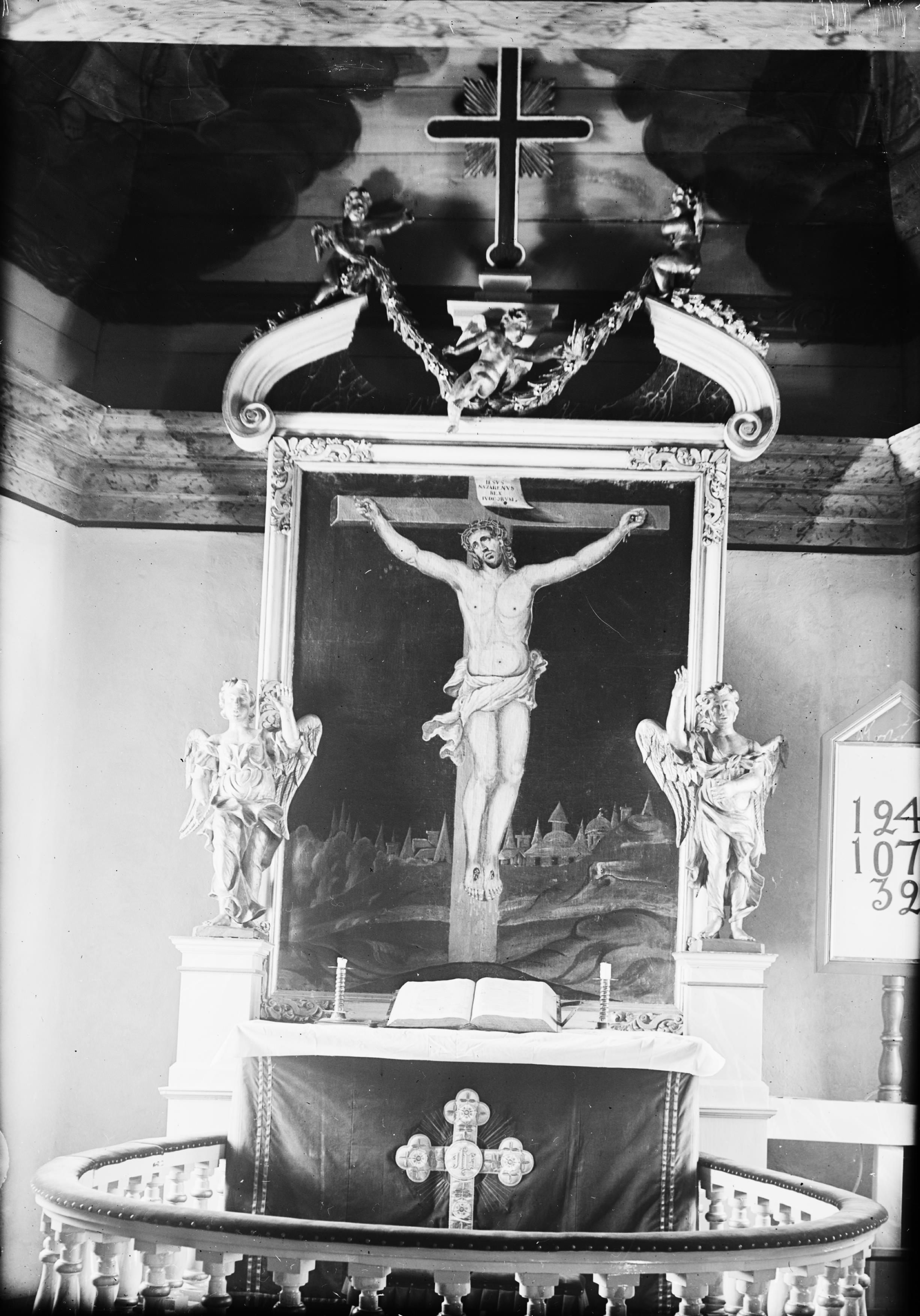 Olle Hellström, Hålanda kyrka