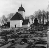 Husby - Ärlinghundra kyrka