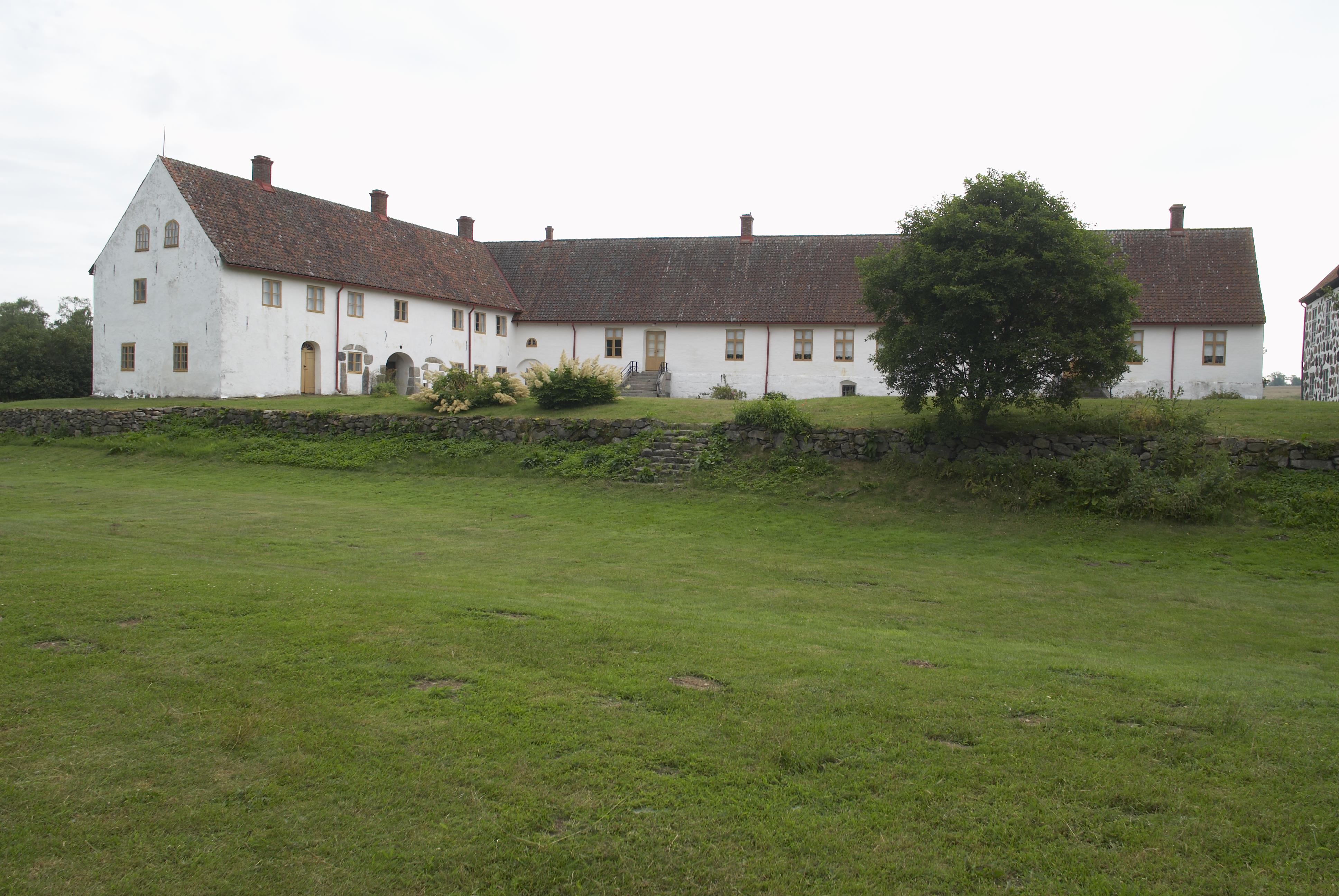 Bengt A Lundberg, Hovdala slott