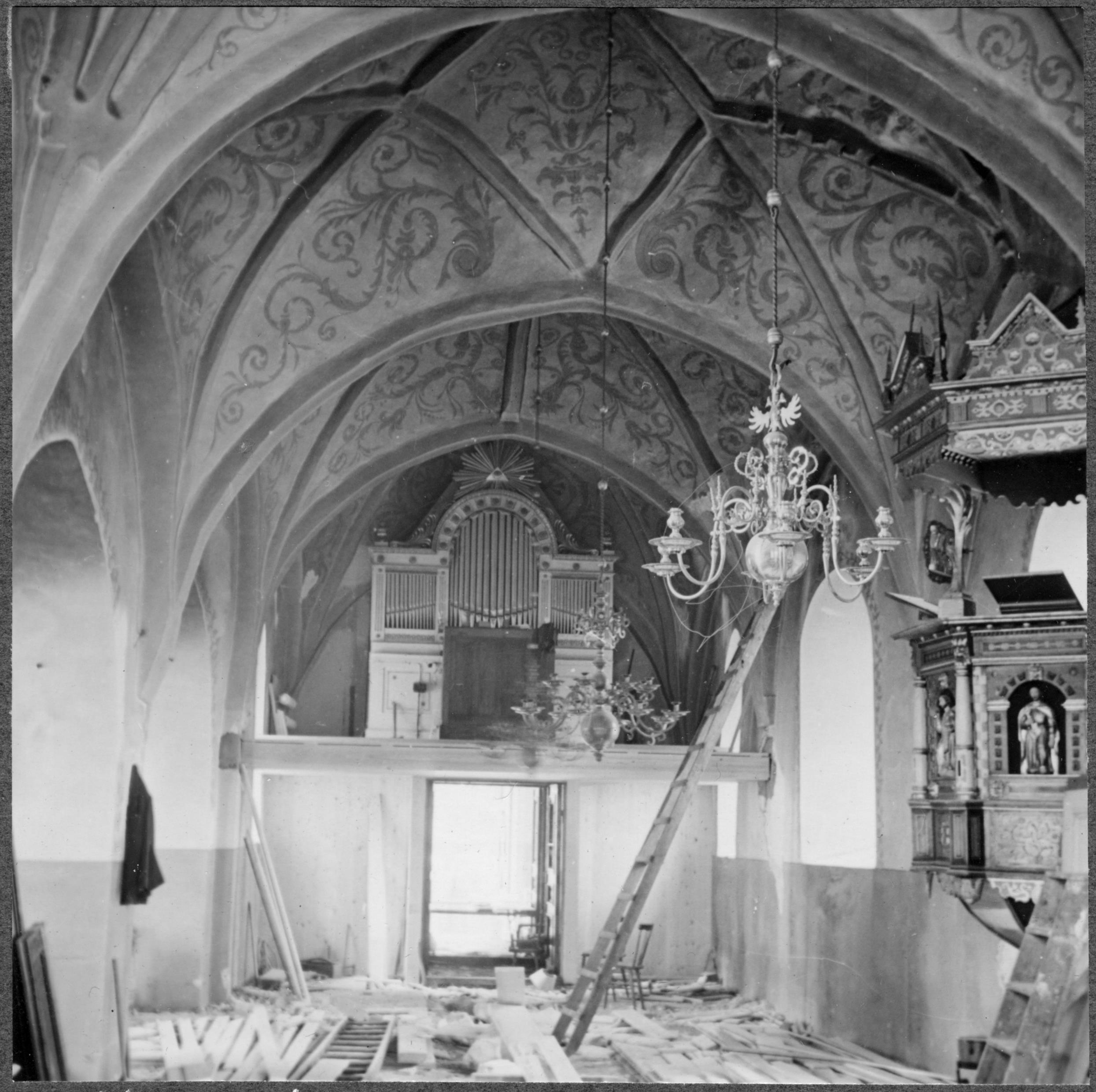 Oscar Svensson, Ytterjärna kyrka