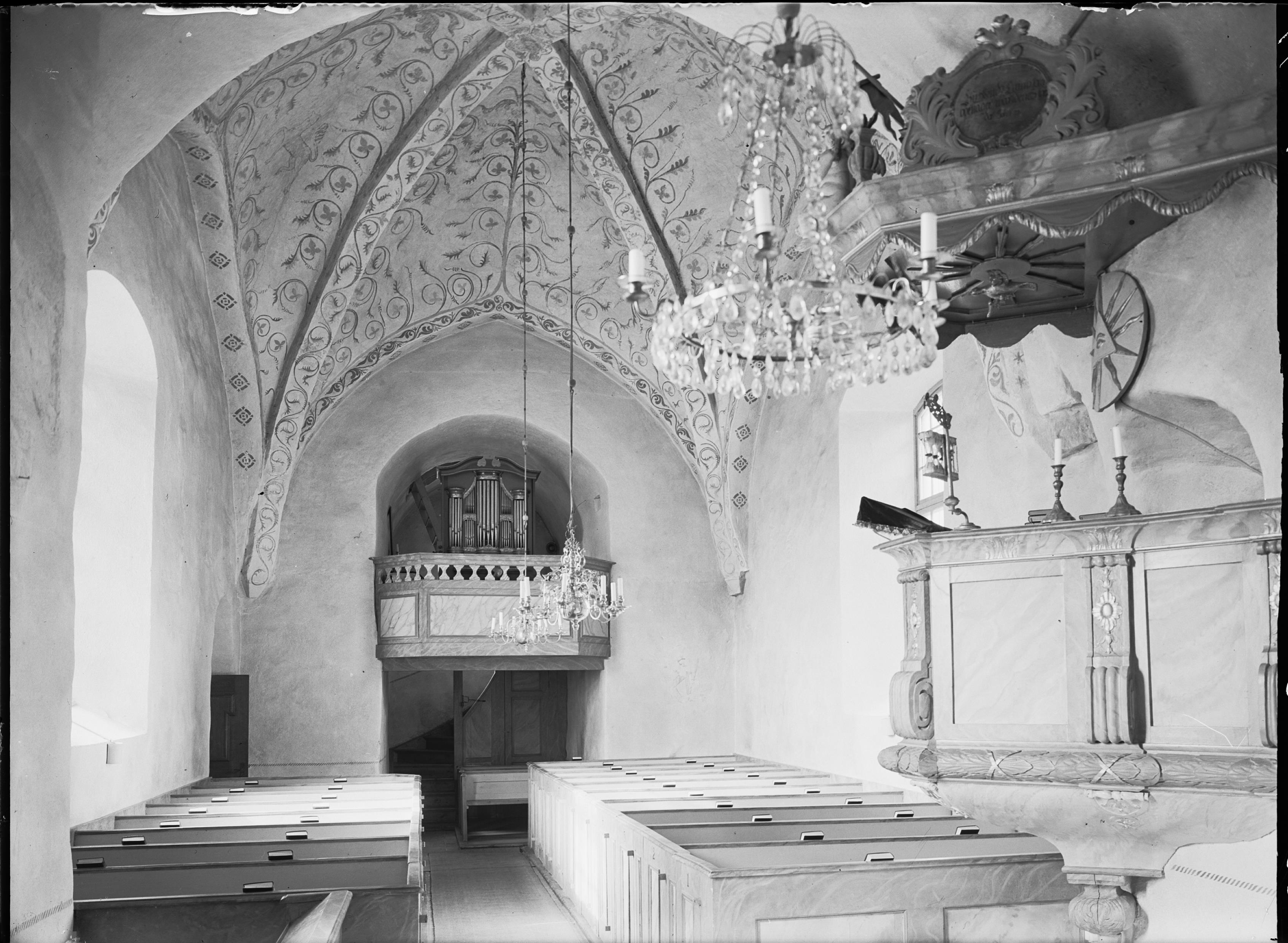Nils Lagergren, Hilleshögs kyrka