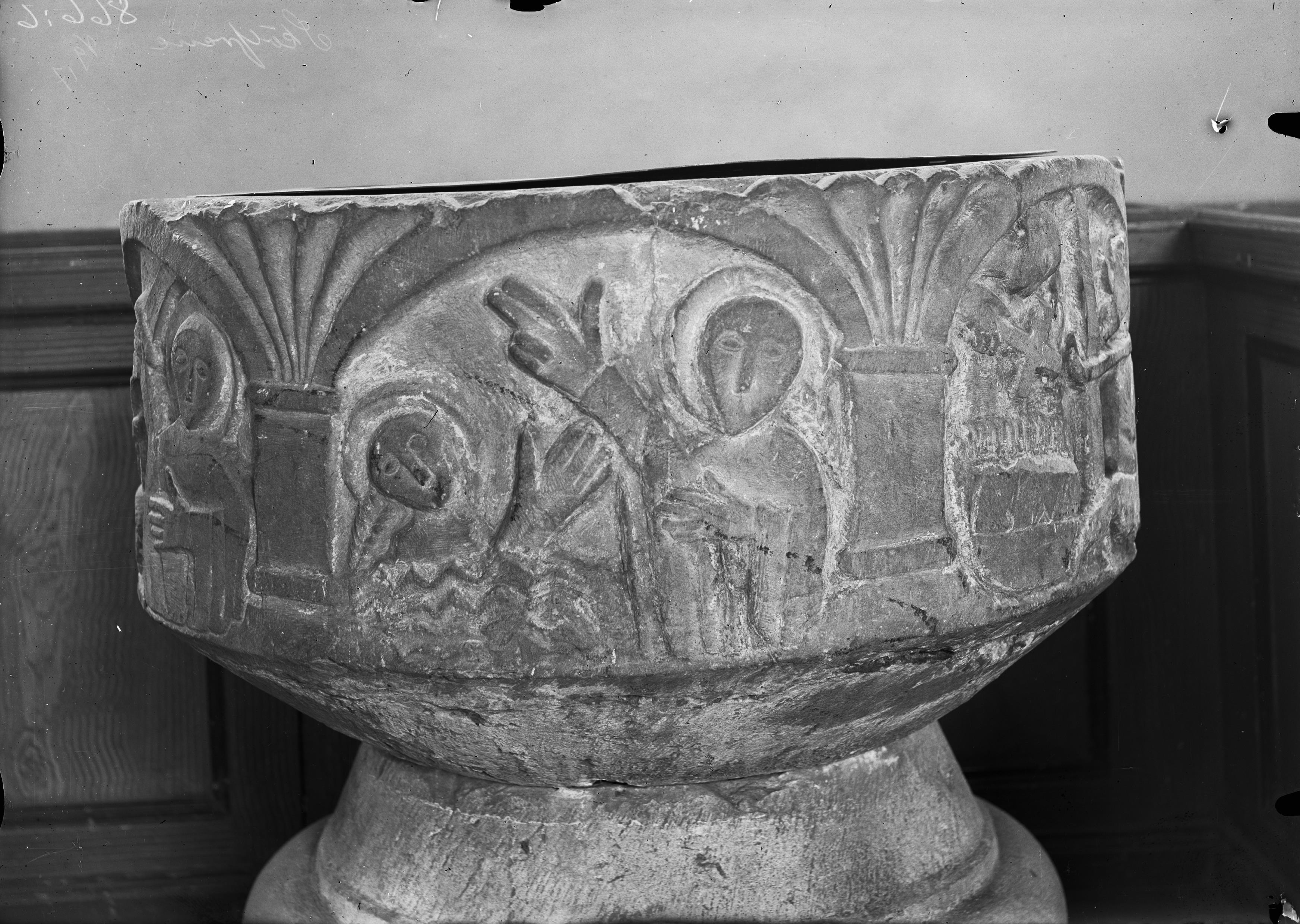 Anders Roland, Skölvene kyrka